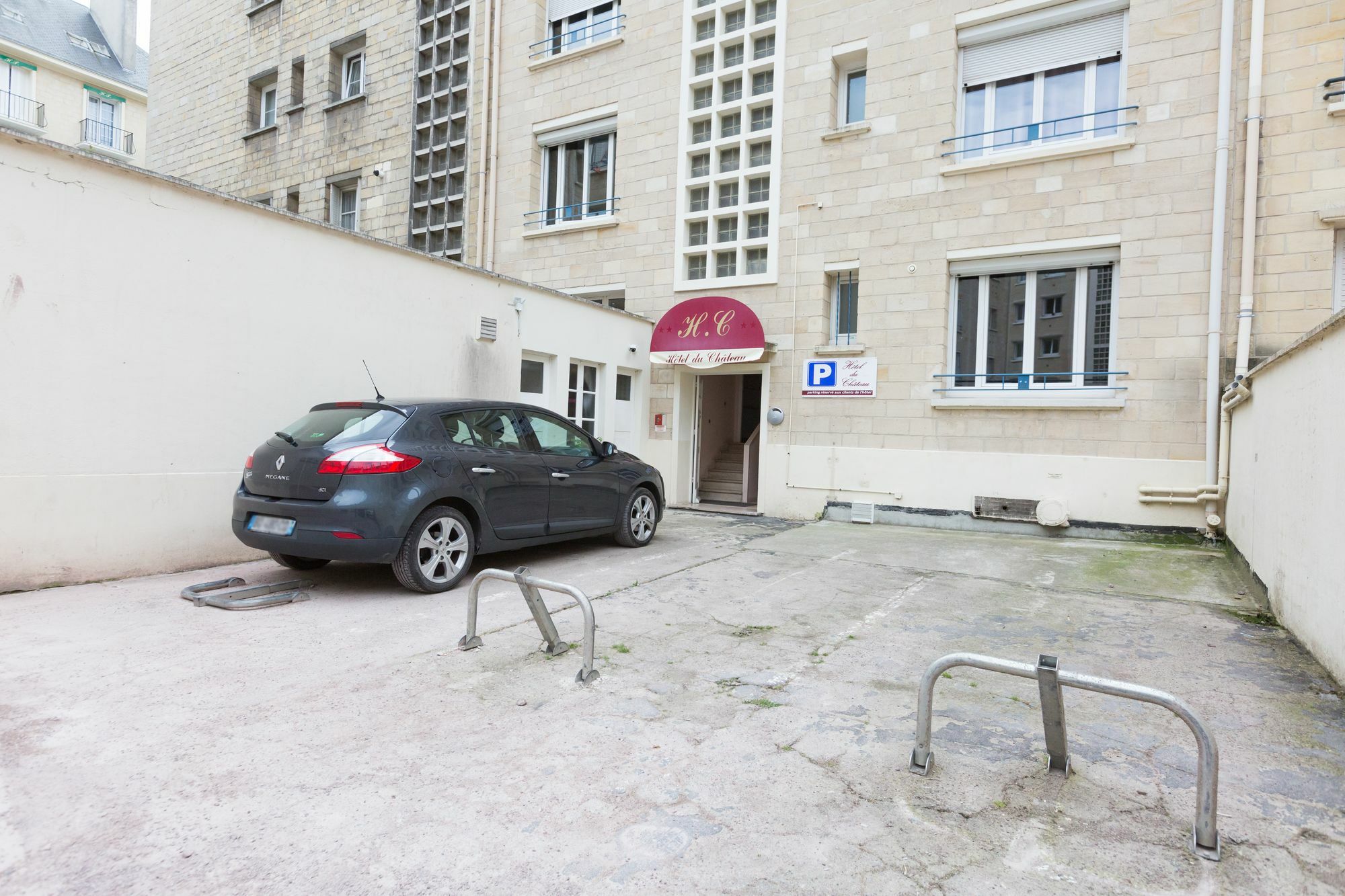 Logis Hotel Du Chateau Caen Extérieur photo